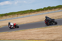 anglesey-no-limits-trackday;anglesey-photographs;anglesey-trackday-photographs;enduro-digital-images;event-digital-images;eventdigitalimages;no-limits-trackdays;peter-wileman-photography;racing-digital-images;trac-mon;trackday-digital-images;trackday-photos;ty-croes